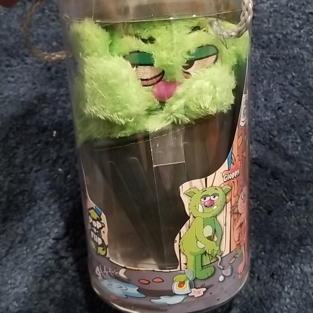 Nwt!Set of 6 Stinky little trash monsters. Rare! - Picture 7 of 10